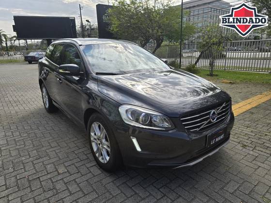 VOLVO XC60 2.0 T5 MOMENTUM GASOLINA 4P AUTOMÁTICO